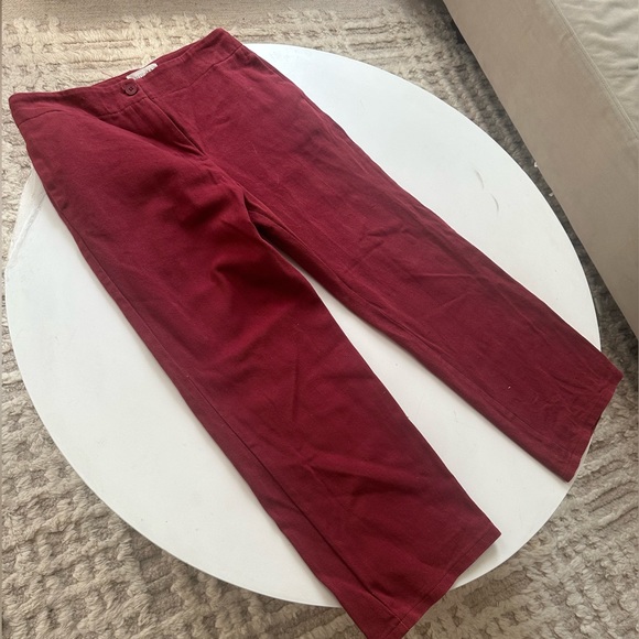 French boutique berry cropped pants high waist 29” waist 22” length. - Picture 1 of 3